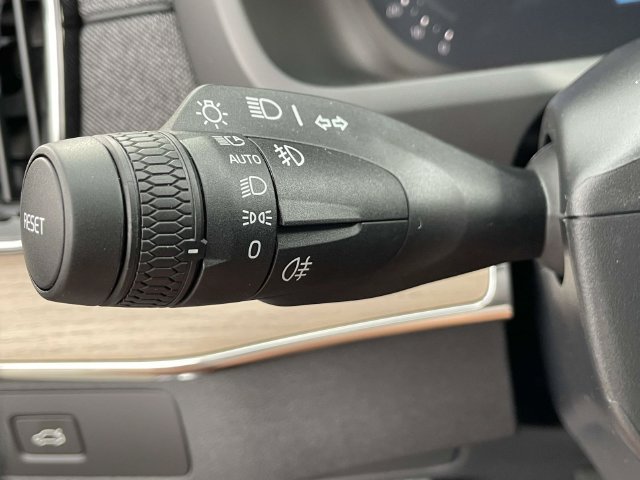 New 2027 Volvo XC90 B6 Plus AWD/4WD image 34