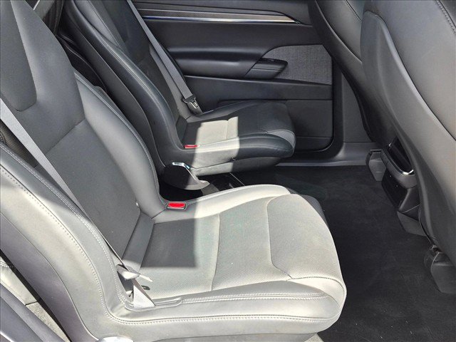 Used 2026 Tesla Model X Plaid AWD/4WD image 17
