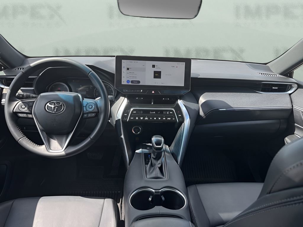 Used 2024 Toyota Venza Nightshade AWD/4WD image 13