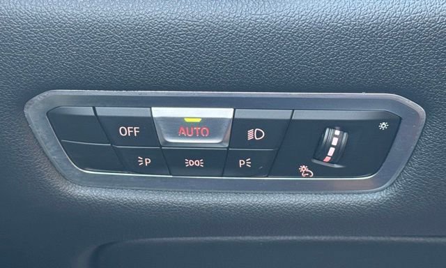 Used 2023 BMW X6 xDrive40i w/ Premium Package image 13