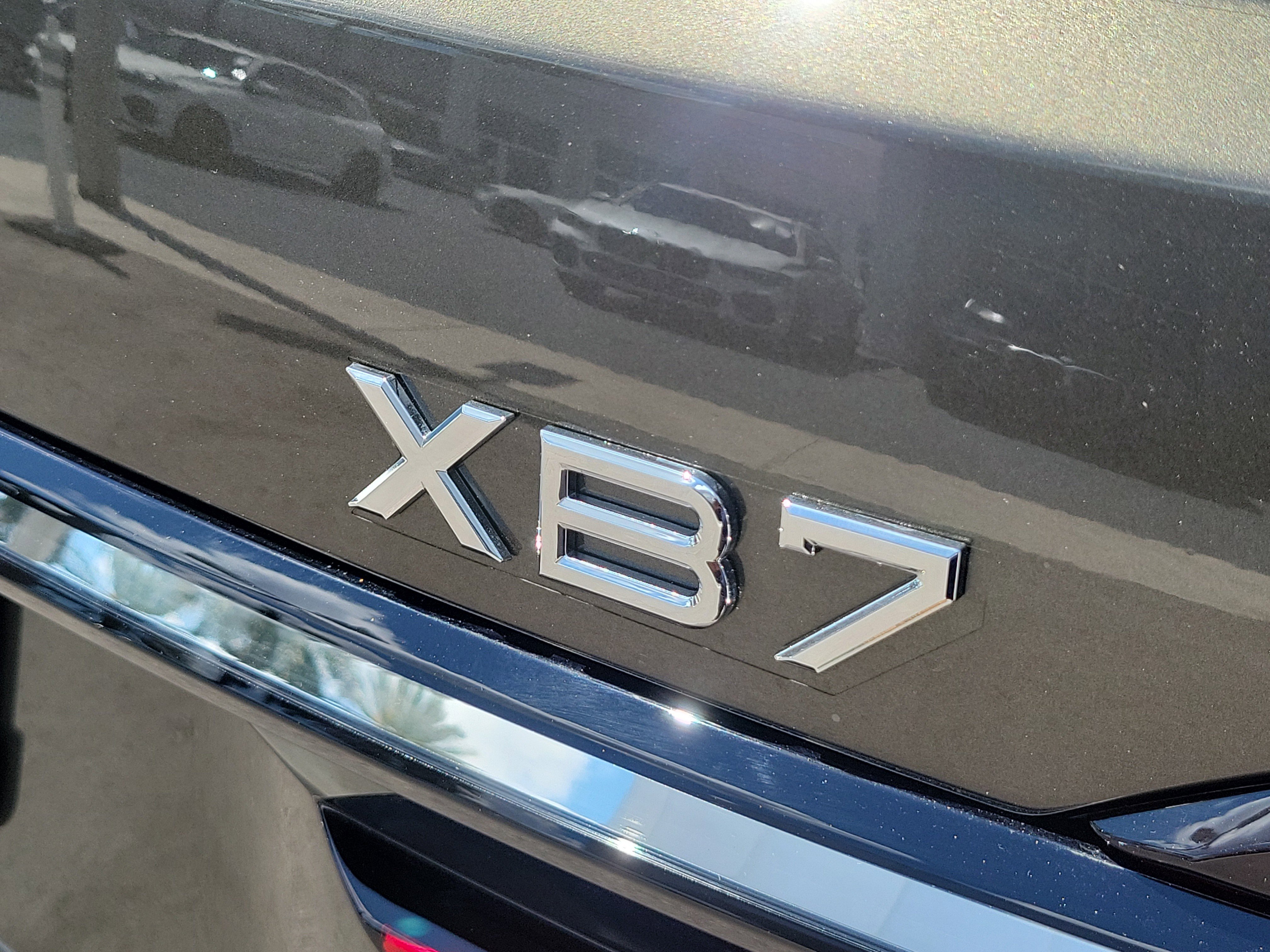 Used 2024 BMW ALPINA XB7 image 5