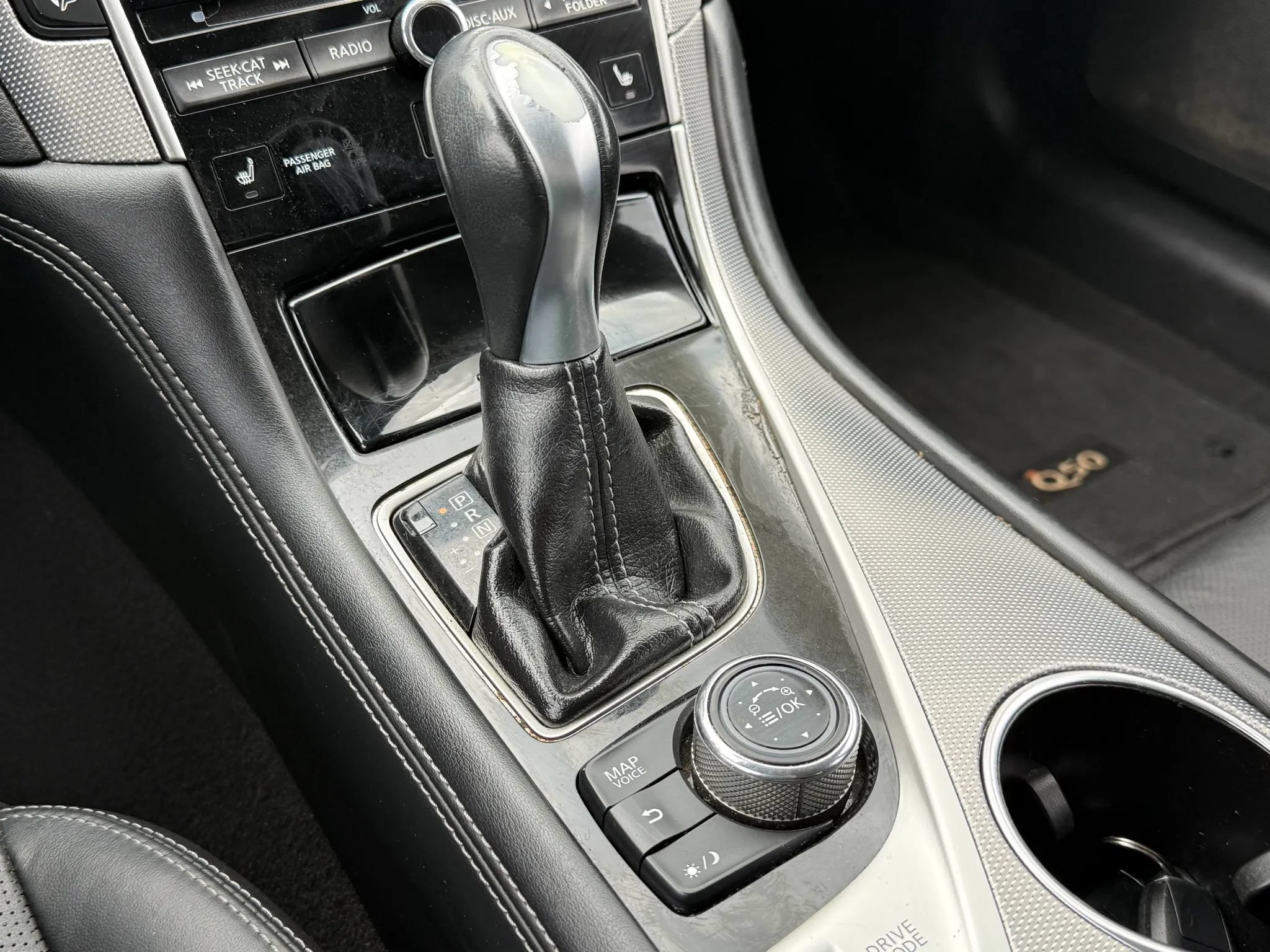 Used 2015 INFINITI Q50 Premium w/ Navigation Package RWD image 28