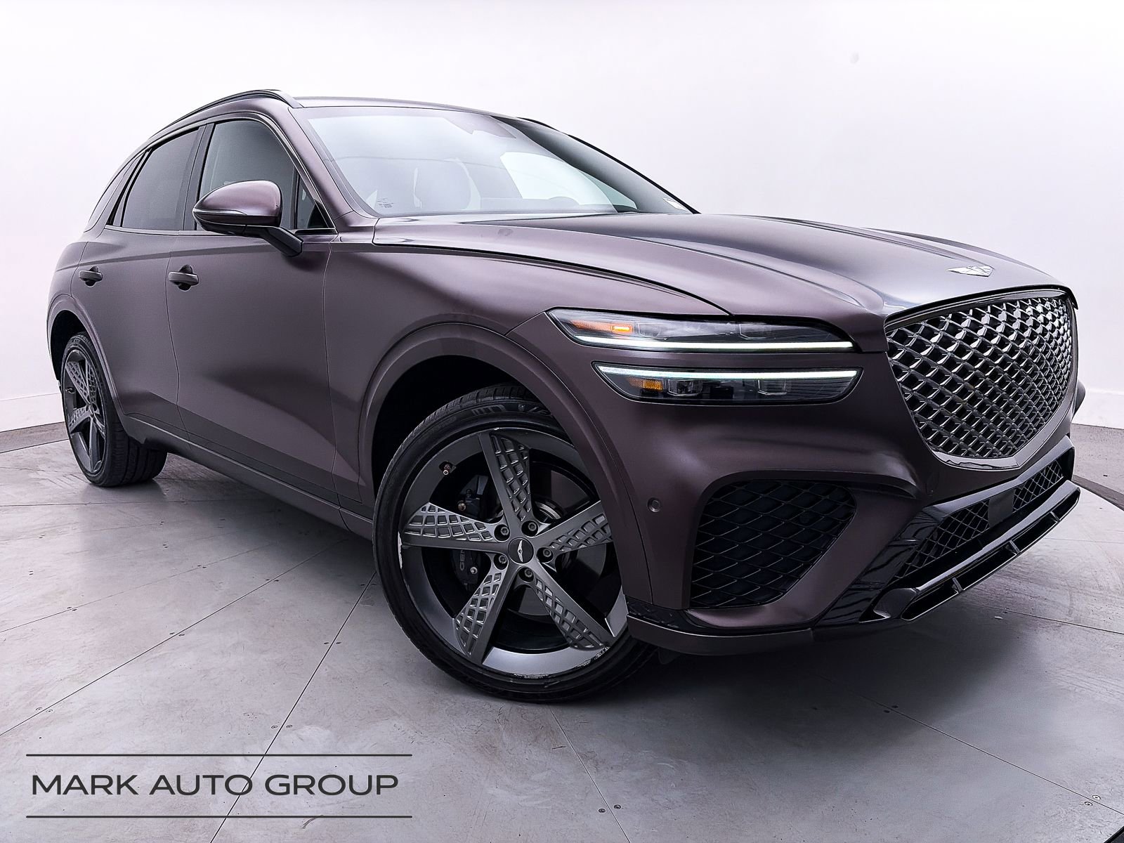 Used 2022 Genesis GV70 3.5T Sport w/ Sport Prestige Package AWD/4WD image 1