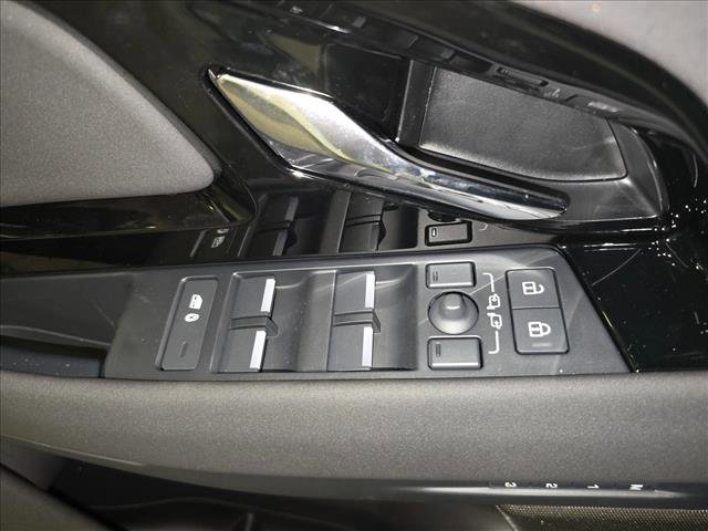 New 2026 Land Rover Range Rover Evoque S image 28