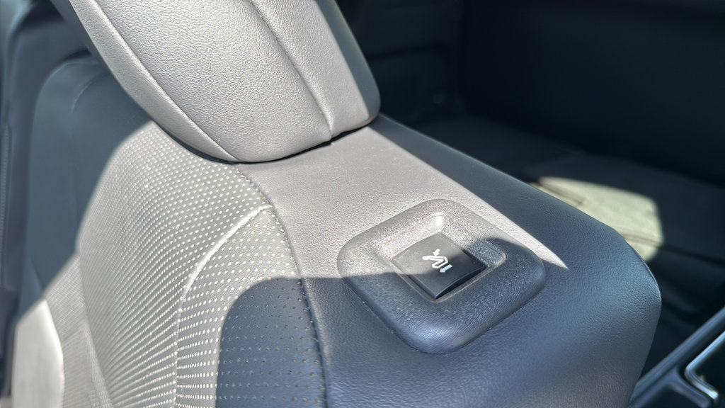 Used 2026 Lexus TX 500h AWD w/ Technology Package image 20