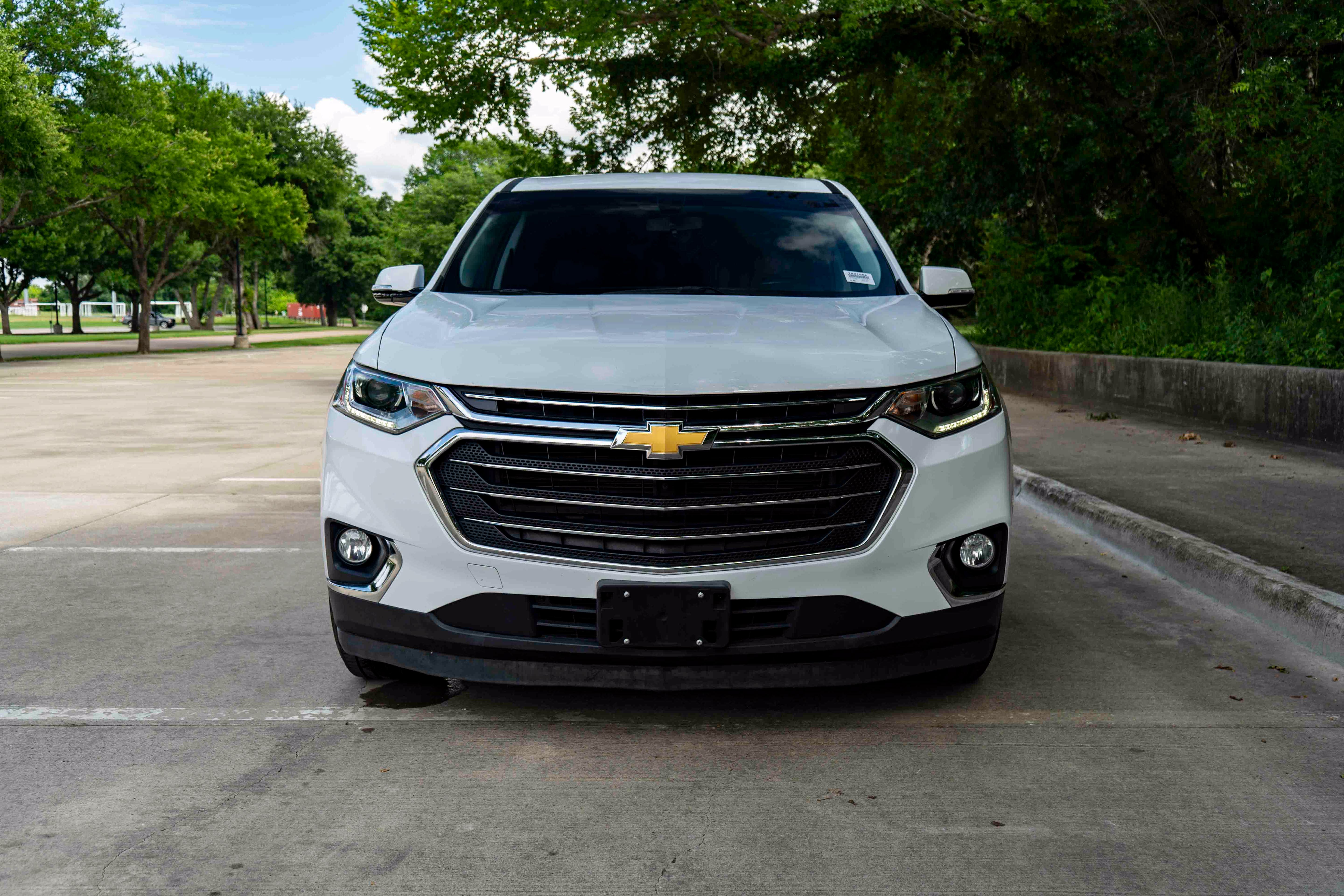 Used 2019 Chevrolet Traverse LT FWD image 3