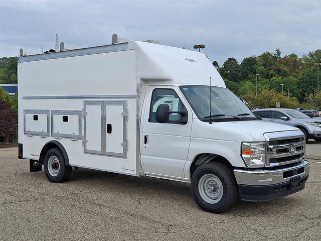 New 2026 Ford E-350 and Econoline 350 Super Duty w/ Power Equipment Group