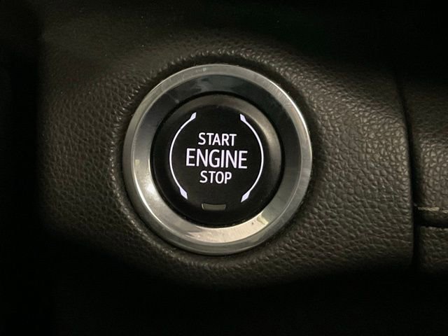 Used 2023 Buick Envision Essence w/ Sport Touring Package AWD/4WD image 16