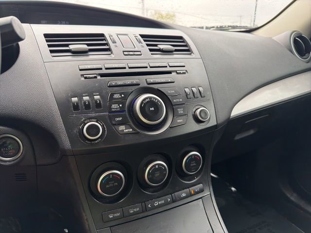 Used 2013 MAZDA MAZDA3 i Touring image 16
