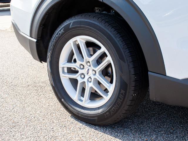 Certified 2025 Ford Explorer Active AWD/4WD image 7