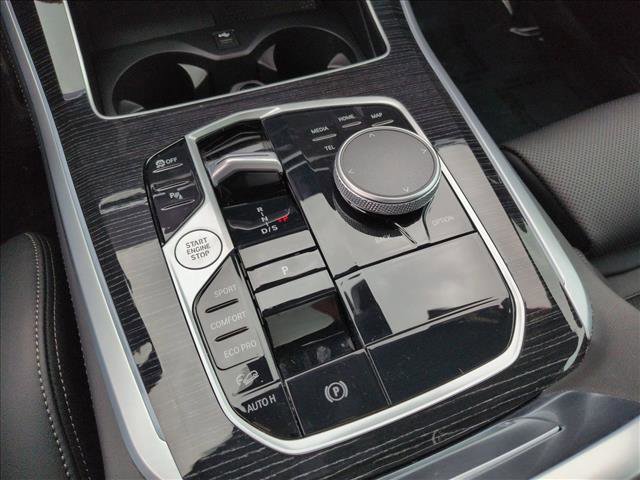 Used 2025 BMW X5 xDrive40i w/ M Sport Package AWD/4WD image 12