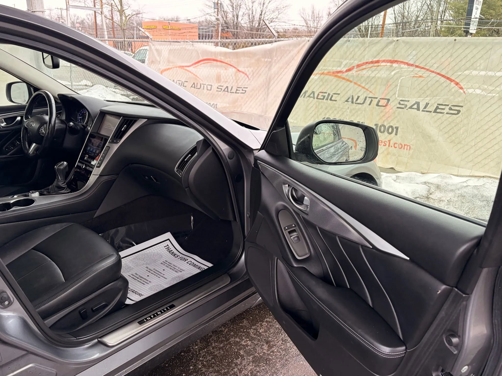 Used 2015 INFINITI Q50 Premium w/ Navigation Package image 70