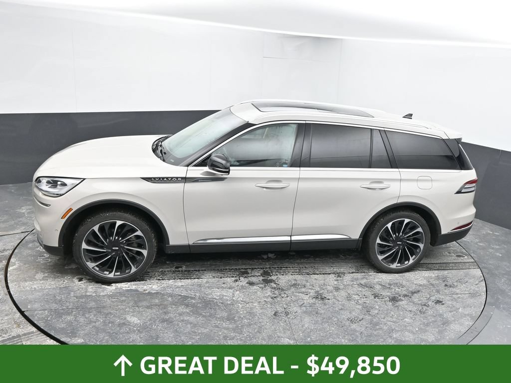 Used 2024 Lincoln Aviator Reserve w/ Equipment Group 201A AWD/4WD image 45