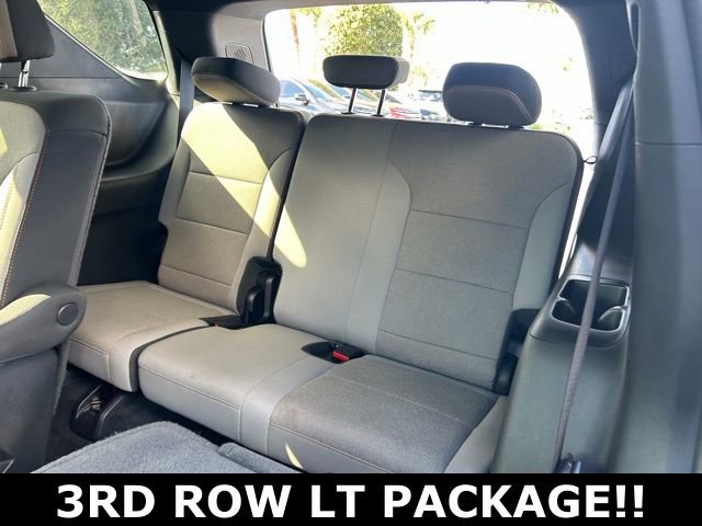 Used 2025 Chevrolet Traverse LT FWD image 16
