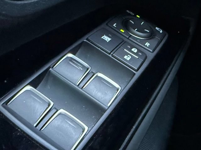 Used 2024 Lexus LX 600 4WD w/ Luxury Package image 27