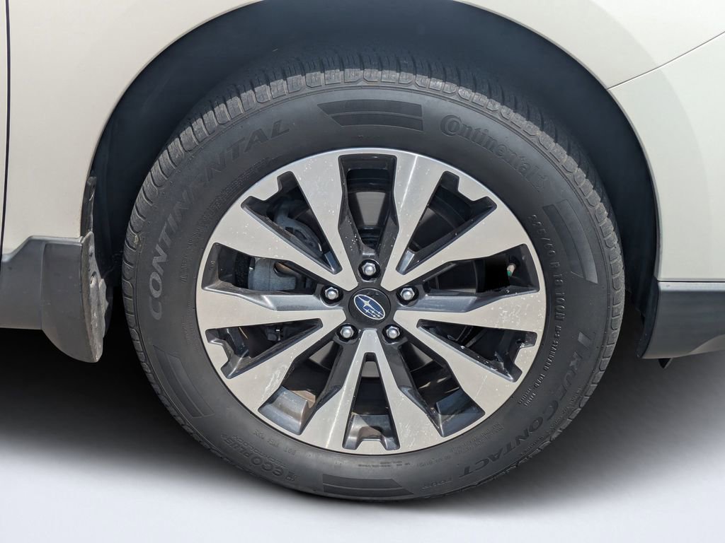 Used 2015 Subaru Outback 2.5i Limited w/ Popular Package #4 image 11