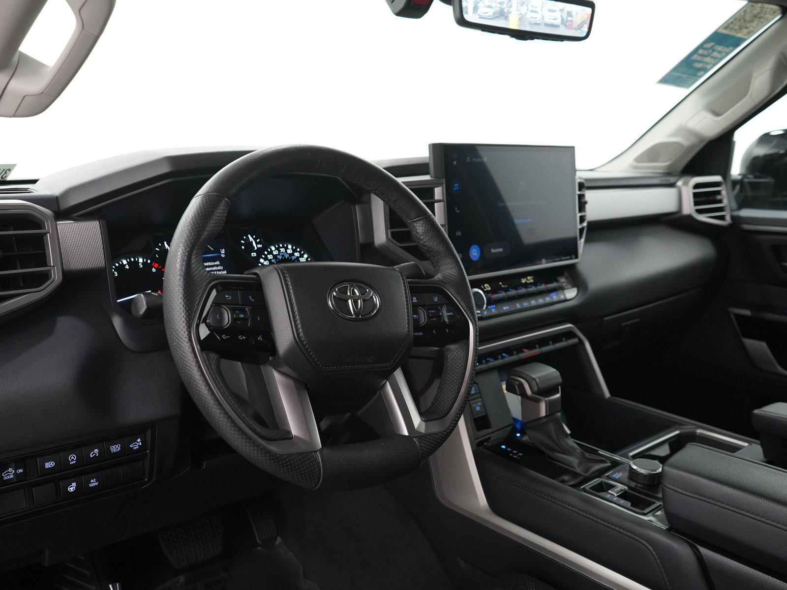 Used 2023 Toyota Tundra Limited AWD/4WD image 27