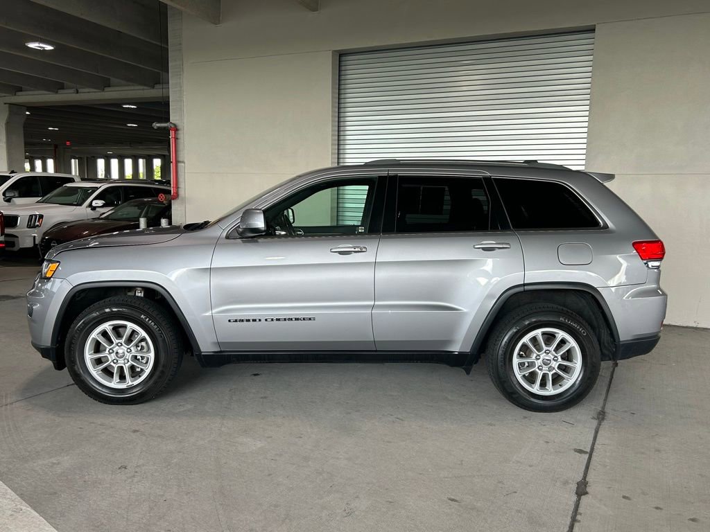 Used 2019 Jeep Grand Cherokee Laredo image 7