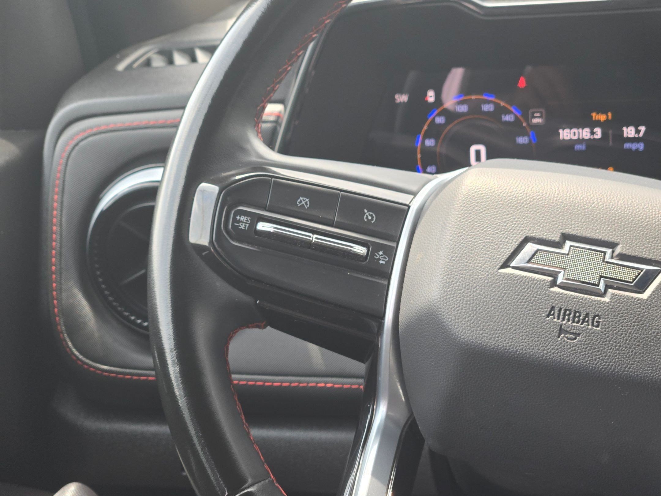 Certified 2025 Chevrolet Colorado Z71 AWD/4WD image 20