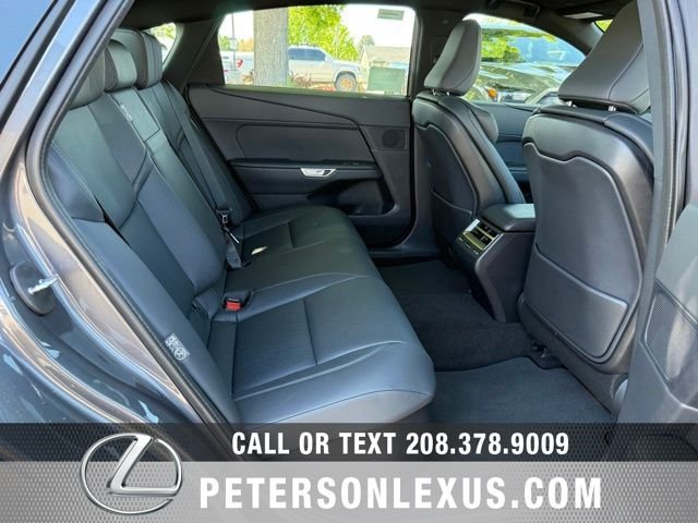 New 2026 Lexus ES 500e AWD/4WD image 18