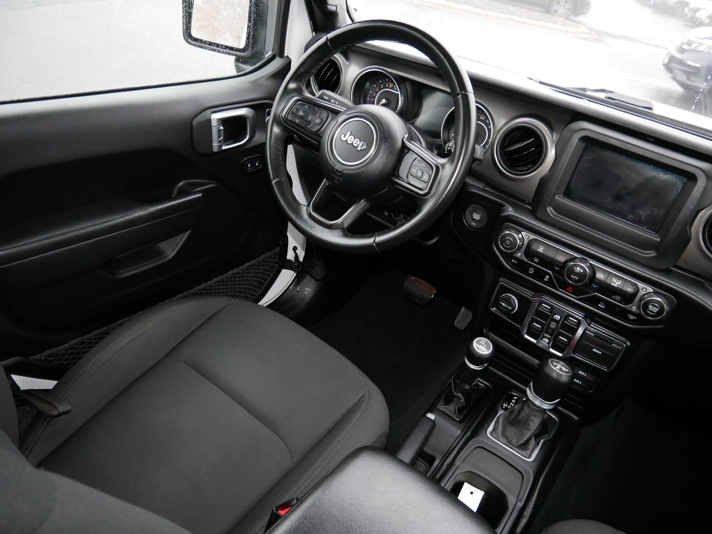 Used 2022 Jeep Wrangler Unlimited Sport image 9