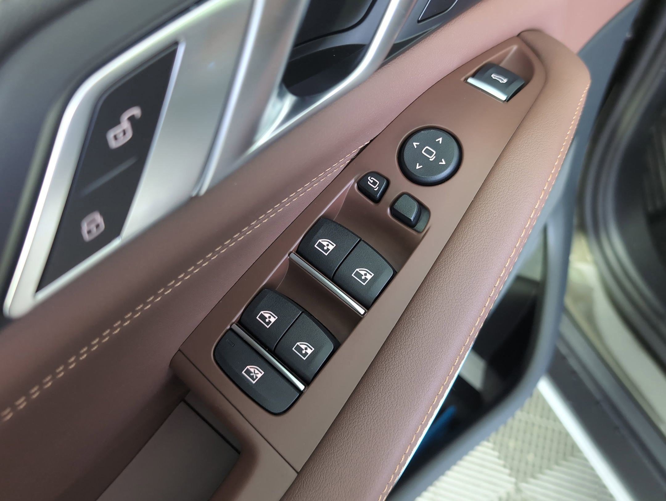 Used 2026 BMW X5 sDrive40i w/ Premium Package image 22