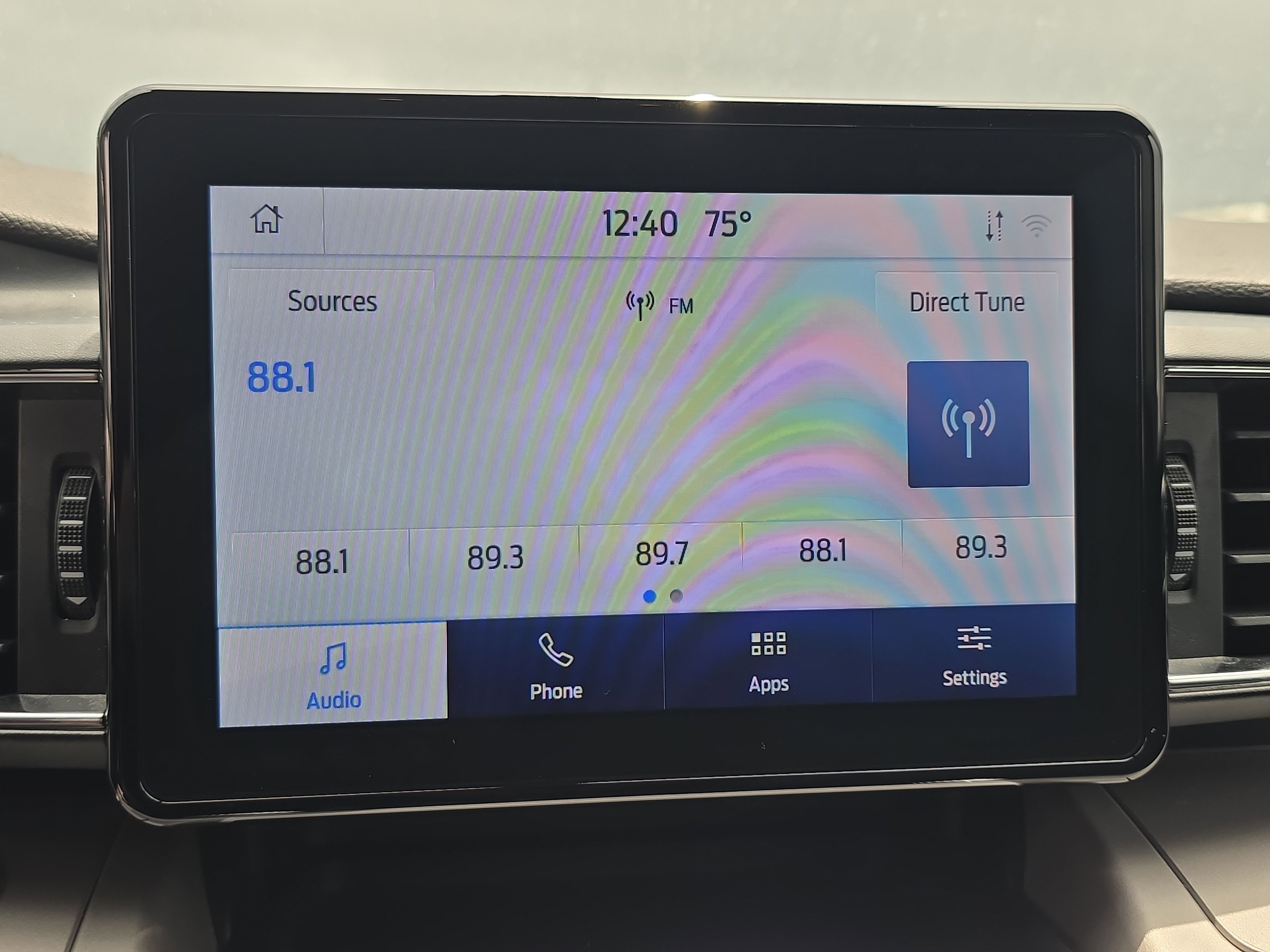 Used 2024 Ford Explorer XLT w/ Equipment Group 202A AWD/4WD image 30