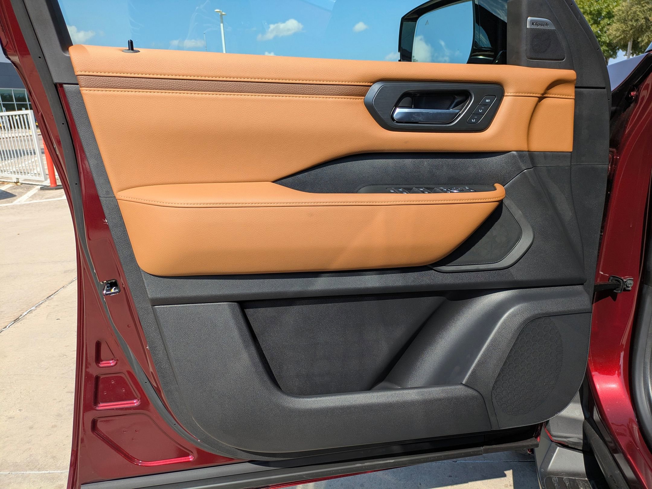 New 2026 Nissan Armada SL image 11
