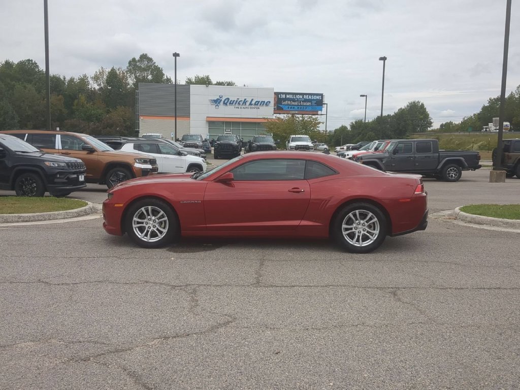Used 2014 Chevrolet Camaro LS RWD image 2