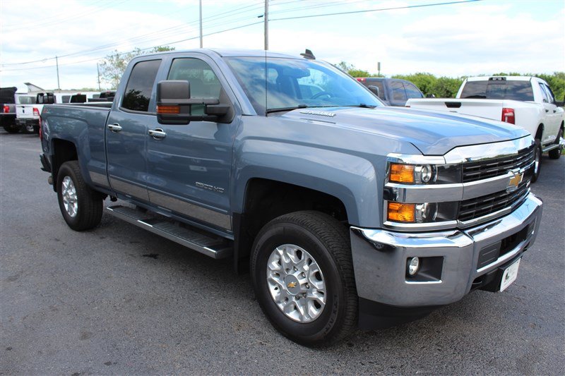 Used 2015 Chevrolet Silverado 2500 LT w/ LT Convenience Package AWD/4WD image 8