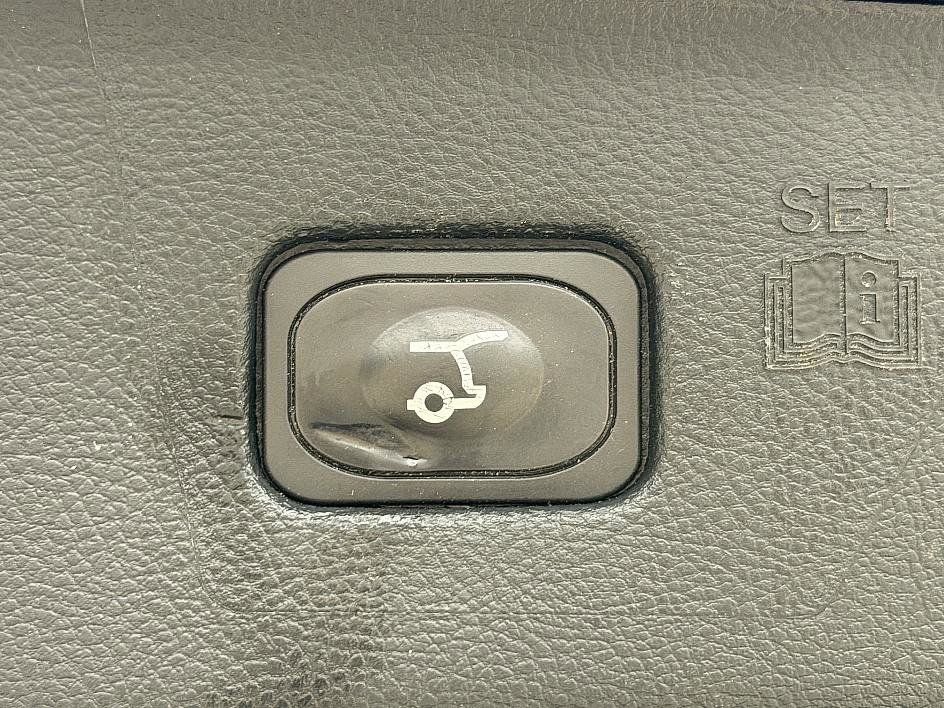 Certified 2022 Ford Edge SEL w/ Convenience Package image 17