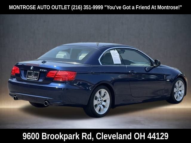 Used 2011 BMW 335i Convertible image 7