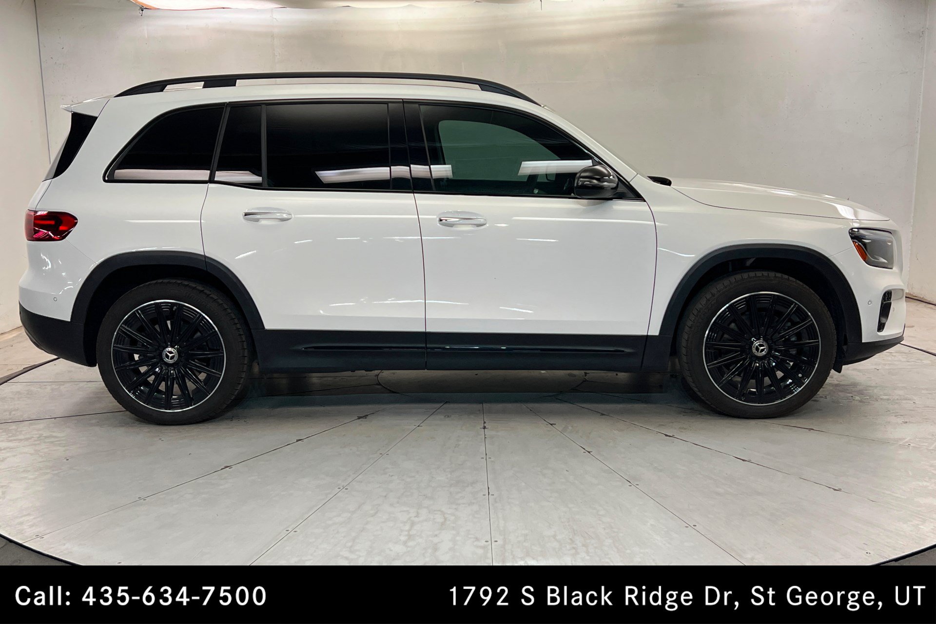 Certified 2026 Mercedes-Benz GLB 250 4MATIC image 6