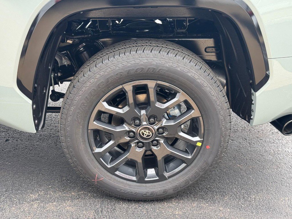 New 2026 Toyota Tundra Platinum image 4