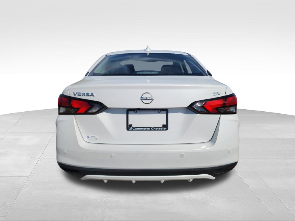 Used 2024 Nissan Versa SV FWD image 6