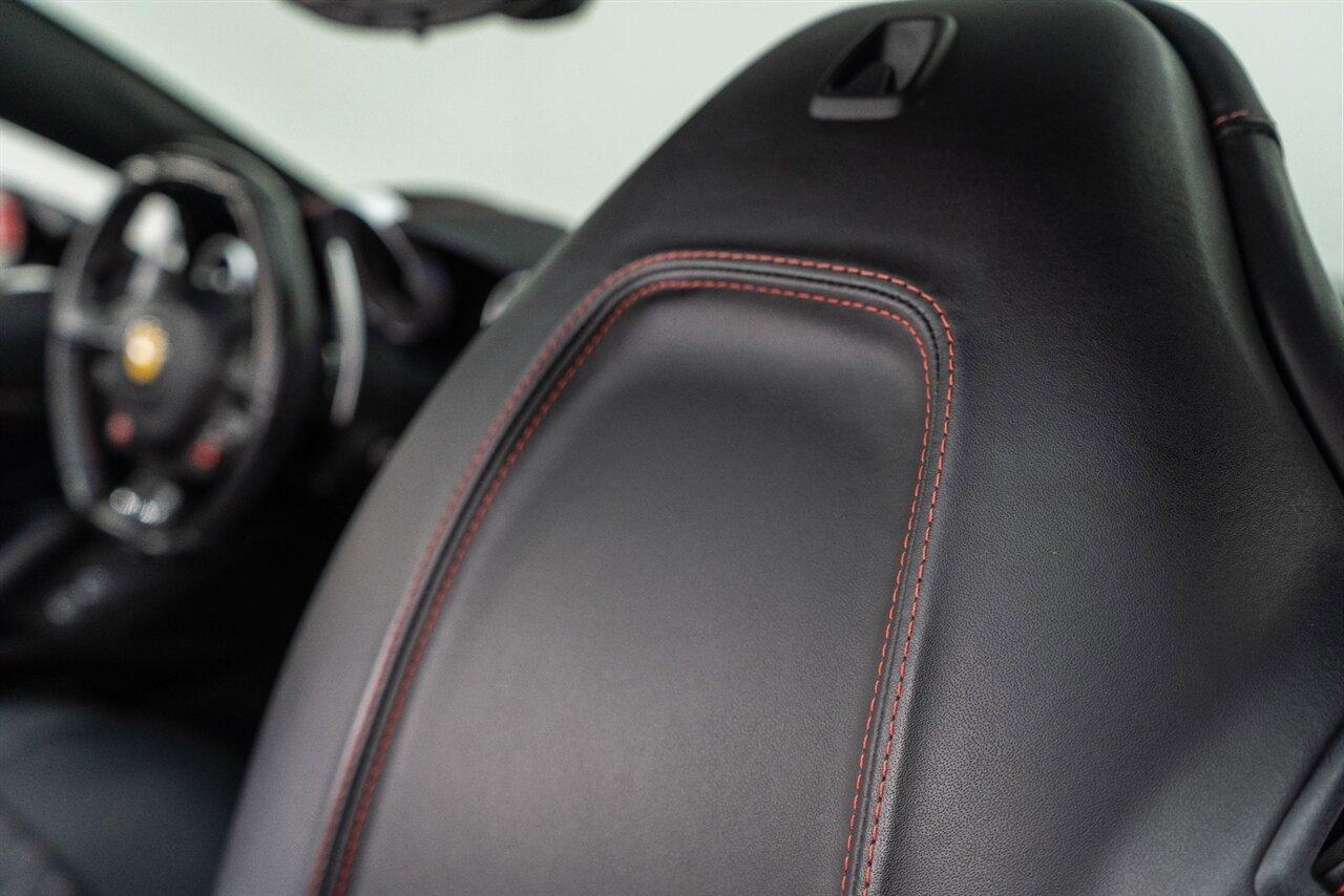Used 2017 Ferrari California T RWD image 71