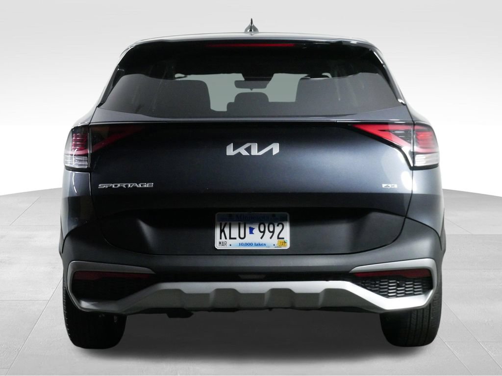 Used 2023 Kia Sportage LX AWD/4WD image 9