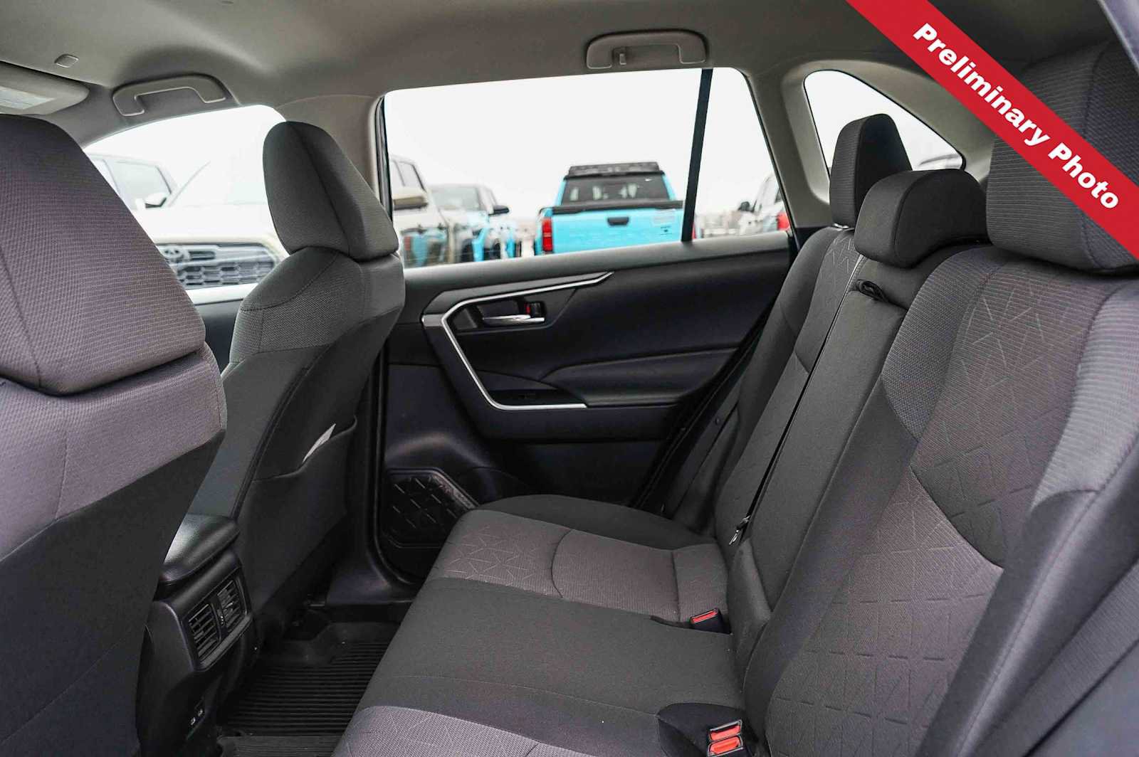 Used 2024 Toyota RAV4 XLE FWD image 12