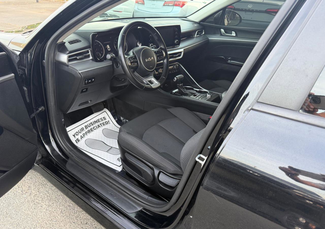 Used 2022 Kia K5 LXS image 8
