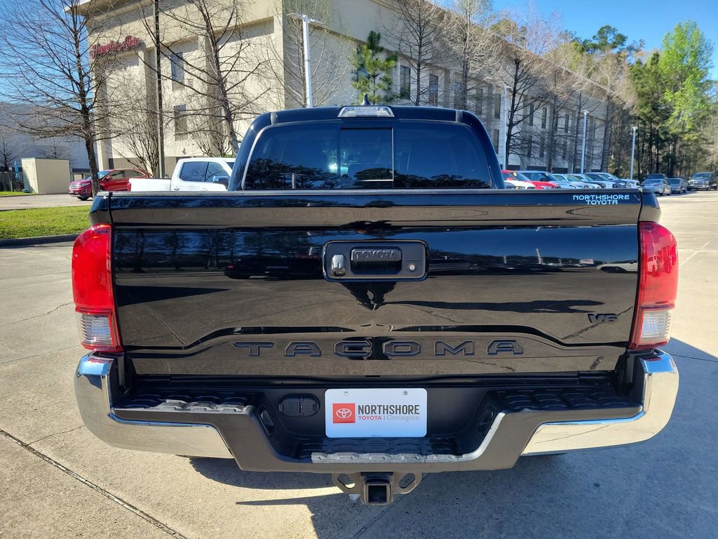 Certified 2023 Toyota Tacoma SR5 image 4