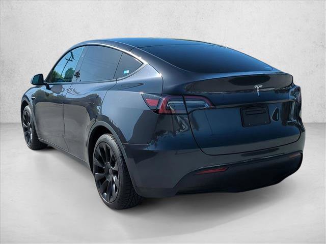 Used 2024 Tesla Model Y Long Range AWD/4WD image 8