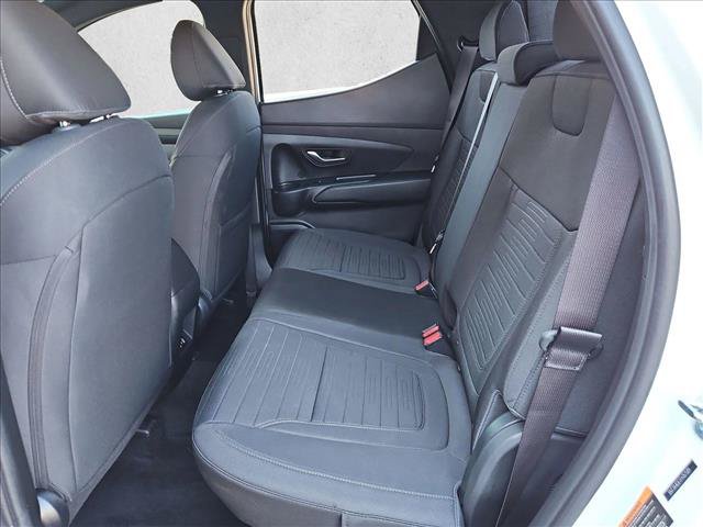 Used 2026 Hyundai Santa Cruz SE FWD image 18