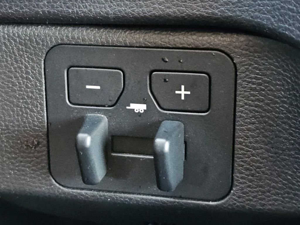 Used 2024 Toyota Tundra SR5 w/ SR5 Convenience Package image 9