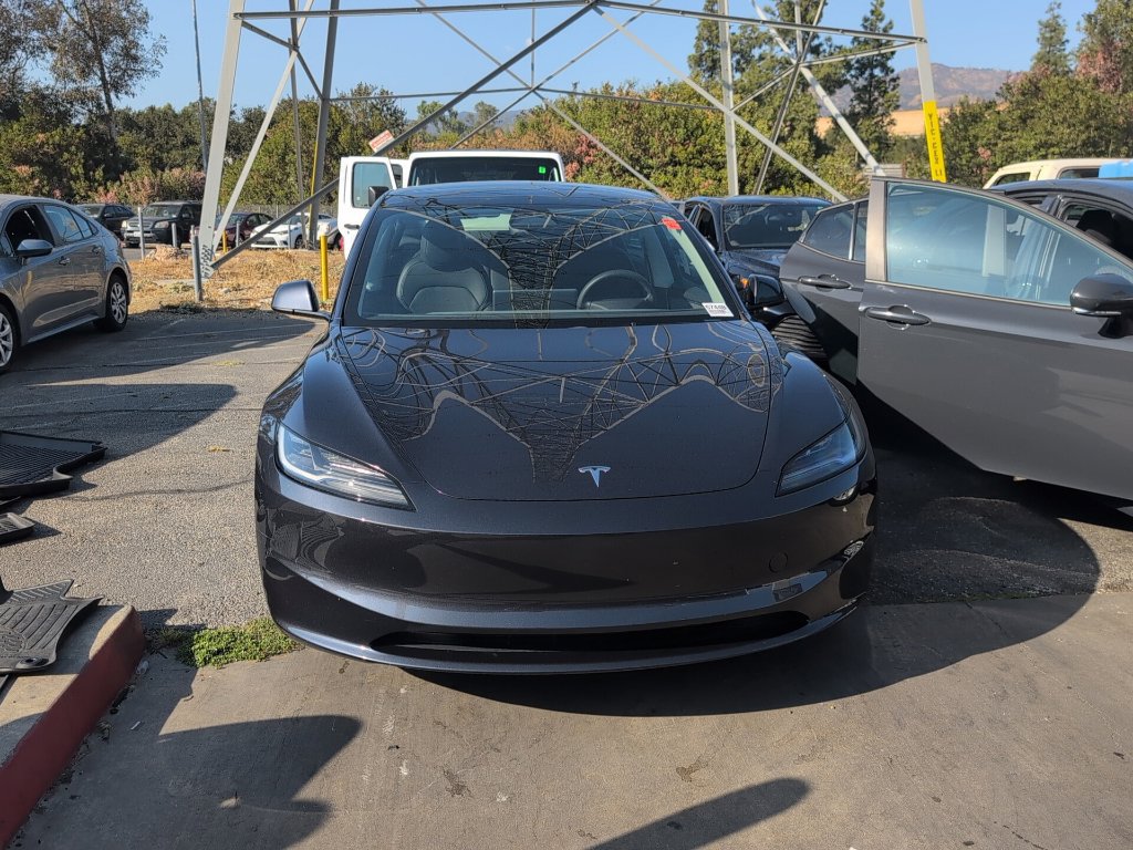 Used 2024 Tesla Model 3 Standard Range RWD image 2