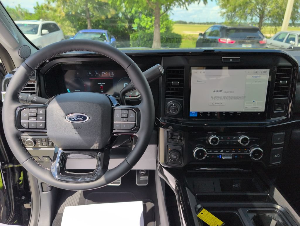 New 2026 Ford F250 Lariat w/ Black Appearance Package AWD/4WD image 21