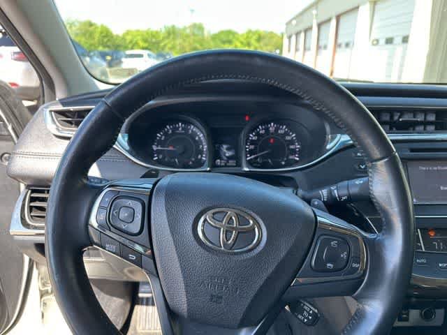Used 2014 Toyota Avalon XLE Touring FWD image 10