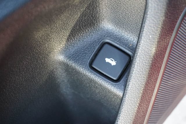 Used 2018 Honda Civic Si image 10