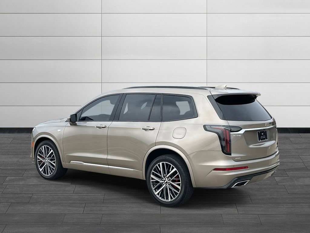 Certified 2023 Cadillac XT6 Sport image 3