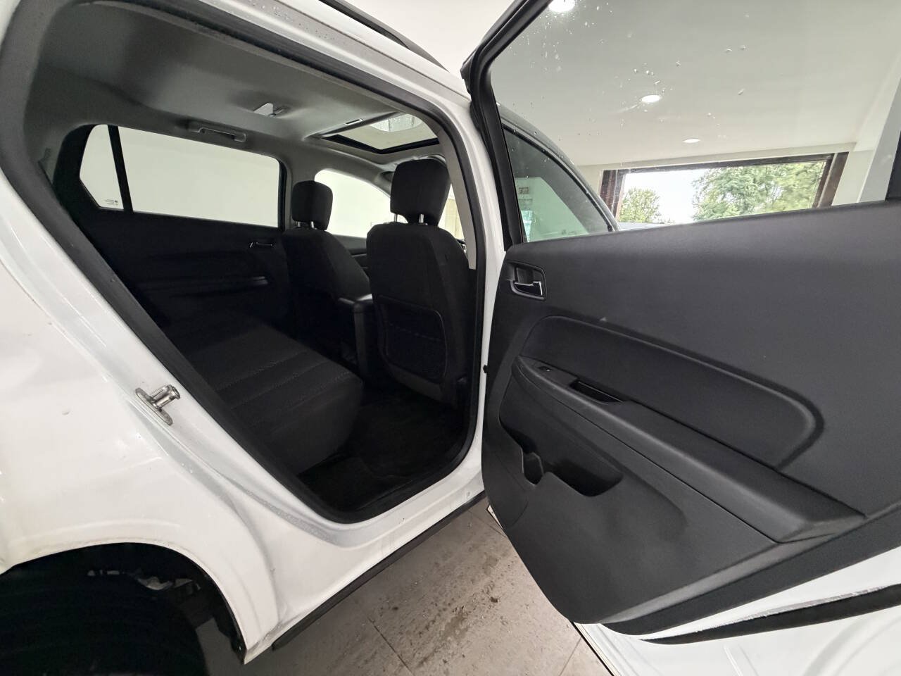 Used 2017 GMC Terrain SLE w/ Convenience Package AWD/4WD image 18
