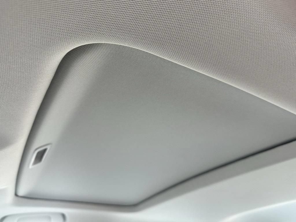 Certified 2025 Honda Accord SE image 9